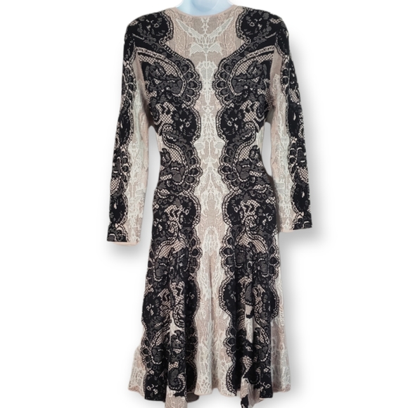 NWOT BCBGMaxAzria pink & black Karlie jacquard lace silk bodycon dress Medium - Picture 3 of 7